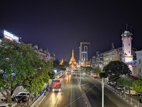昆明vs仰光夜景视频直播，两个城市的夜晚，谁更让人心动？
