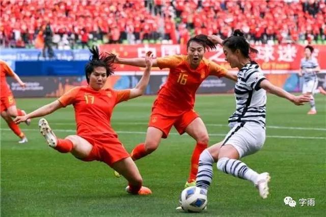 女足vs男足对抗视频直播，这事儿真的能比吗？