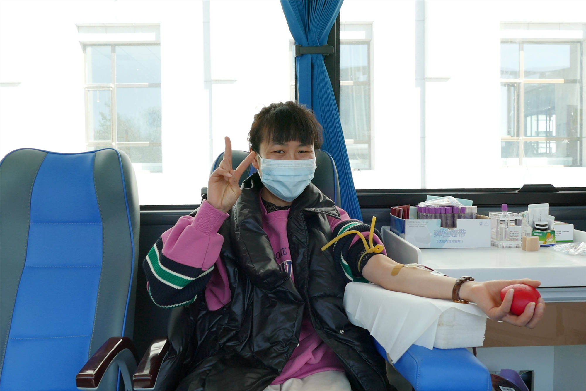 宁夏一律师出差发病,86位同行献血,人间温情在行动 宁夏一律师出差发病,86位同行献血,人间温情在行动