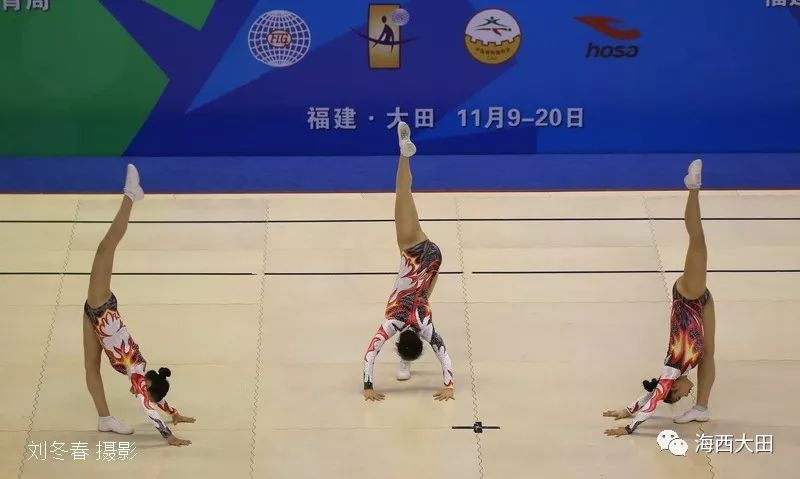 全国冠军赛的瞬间，吴艳妮的辉煌与莫家蝶的挑战