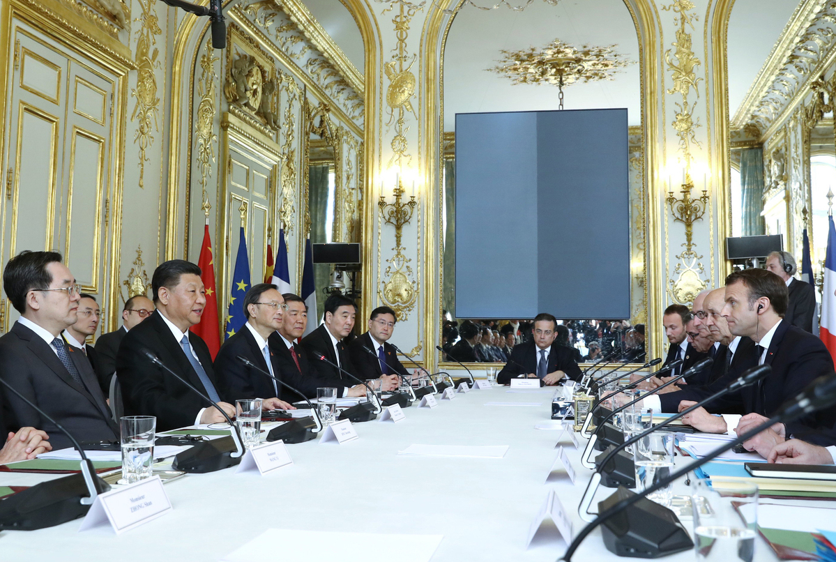 马克龙回应法国极端高温，政府行动与民众生活的平衡艺术