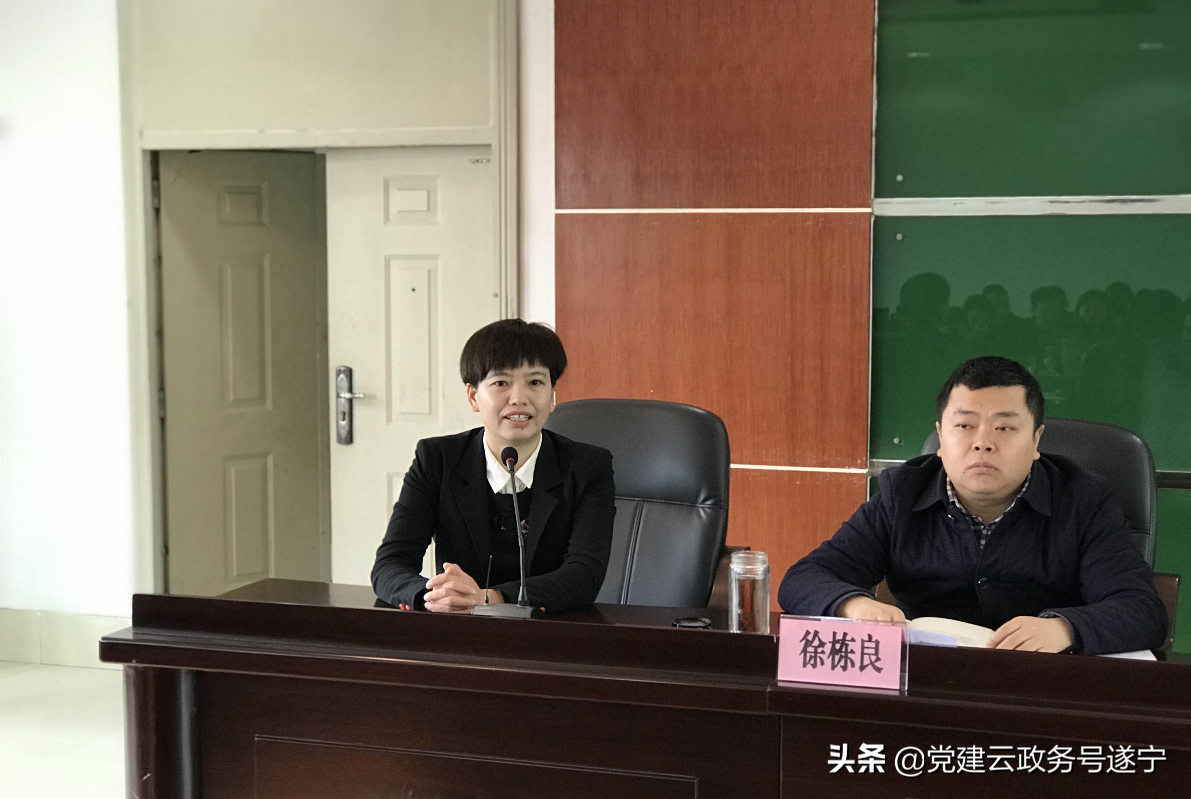 女子第三胎喜得龙凤胎，公司慷慨奖励16万