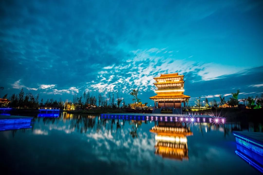东台vs盐城夜景视频直播，哪个更值得你熬夜看？先别急着划走，看完全文再说