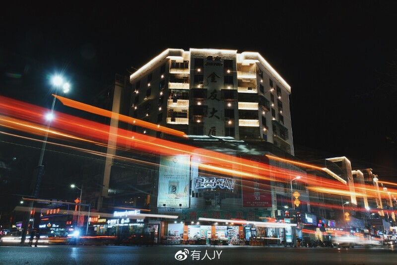 始兴 vs 南雄夜景直播视频，两座小城的夜晚，谁更值得你守着手机看？