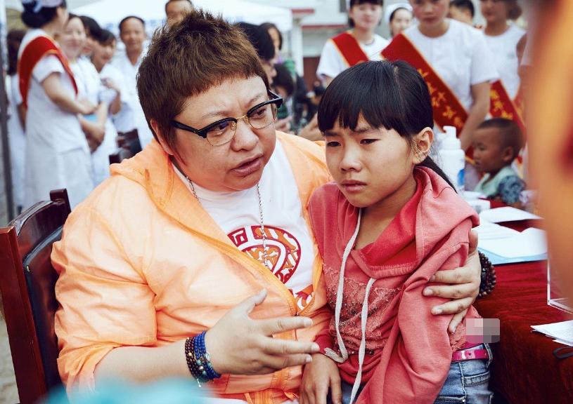 韩红基金会发声明，回应质疑，传递温暖与力量