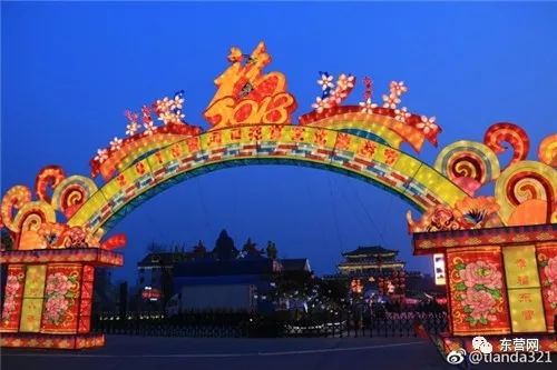 东营vs广饶夜景视频直播，谁才是山东夜晚的颜值担当？