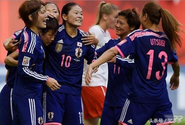 女足日本vs中国视频直播，就算深夜也要爬起来看的比赛，咱得聊聊