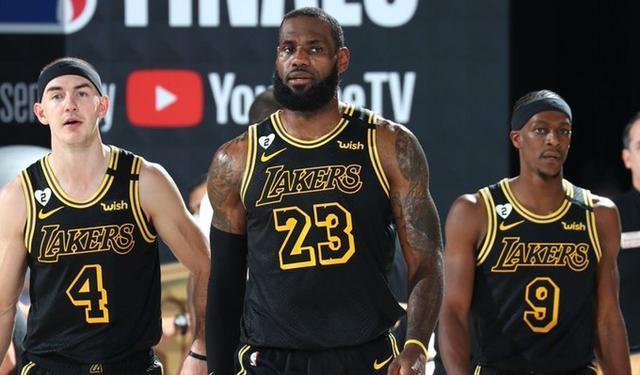 热火vs掘金开场视频直播，我用Go语言拆解了一场NBA总决赛的流量狂欢