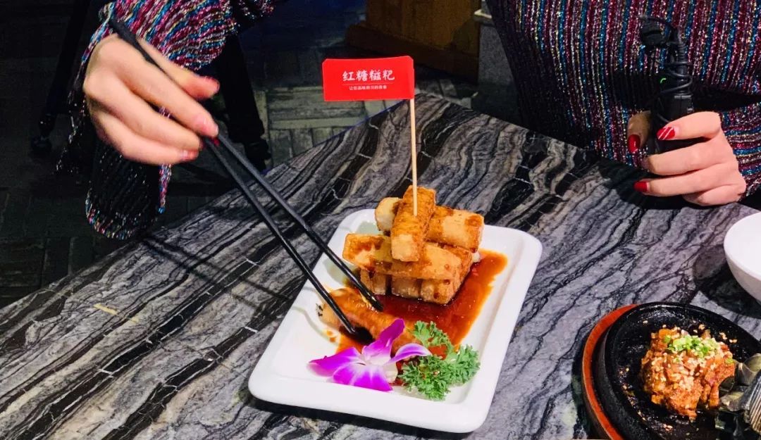 日本VS中国饮食视频直播，隔着屏幕都能闻到味儿的文化碰撞