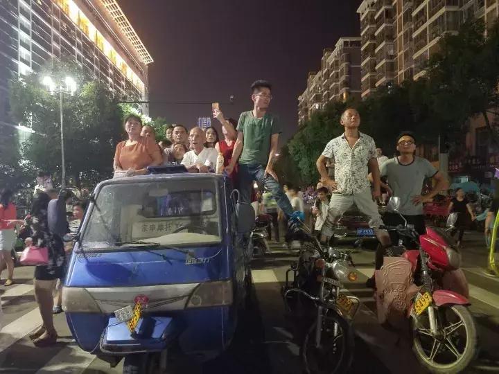 抚州vs新渝夜景直播视频，谁才是江西的不夜城？