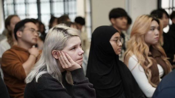 中国女vs老外直播视频，跨文化碰撞背后的真实故事